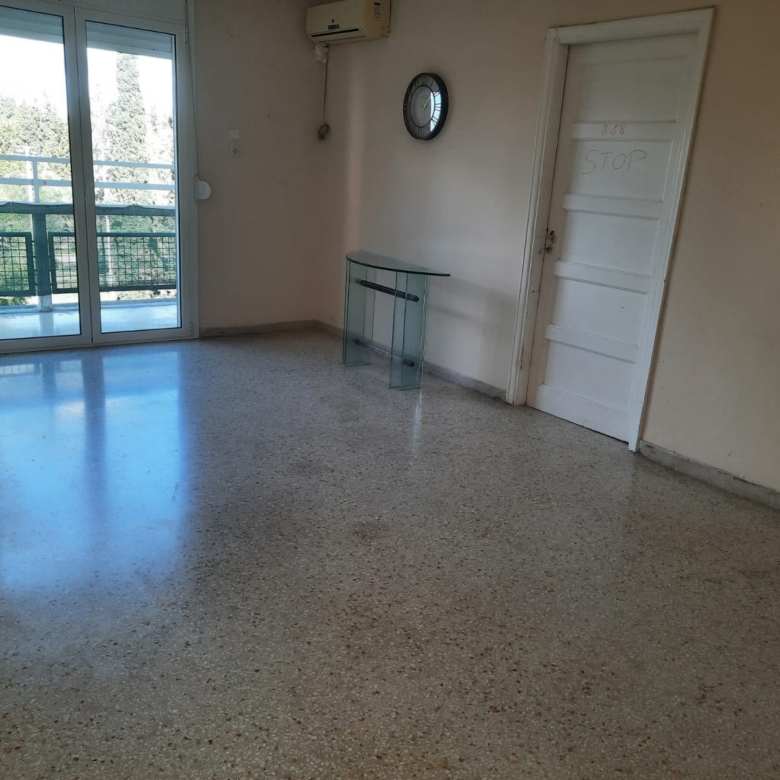 3rd floor apartment at Kaisariani