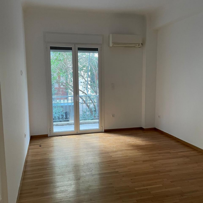 Fully Renovated Apartment in Kipseli