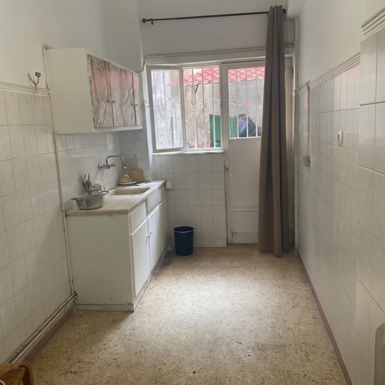 38sqm Apartment in Piraeus close to marina Zeas